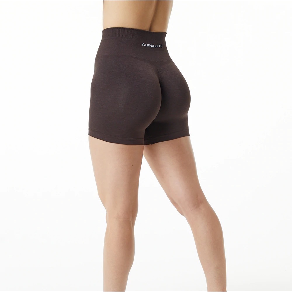 Alphalete AMPLIFY SHORT 4.5"
Women's Seamless Scrunch 4.5" Short